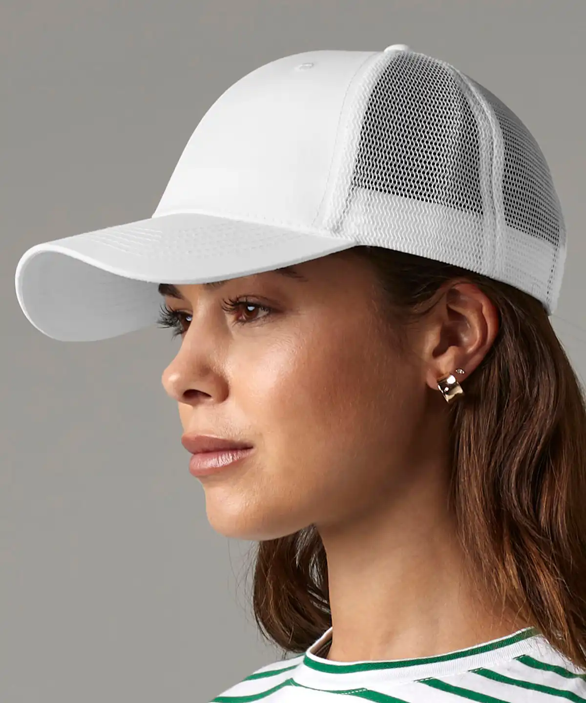 Recycled urbanwear 6-panel snapback trucker