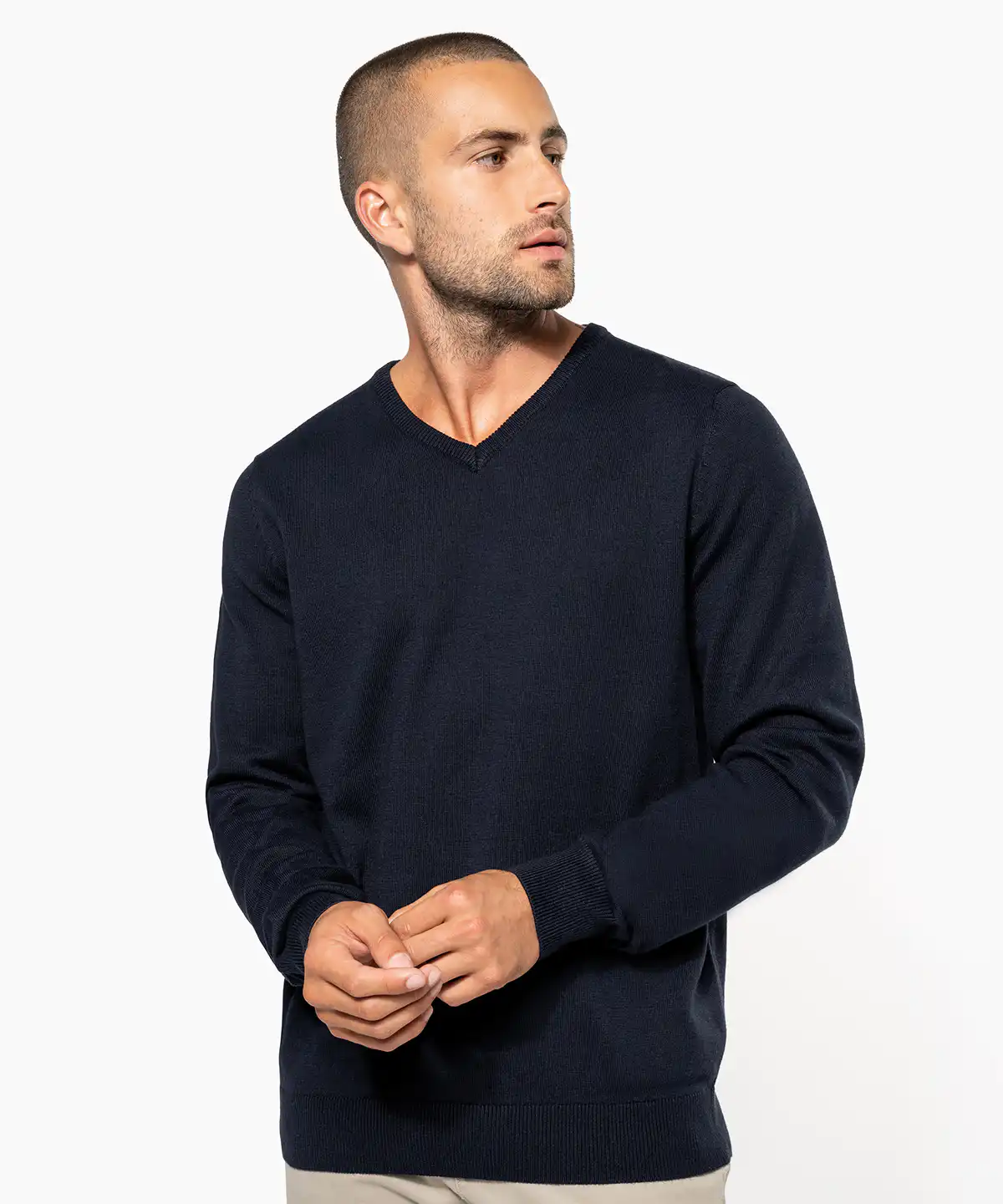 Men’s V-neck jumper