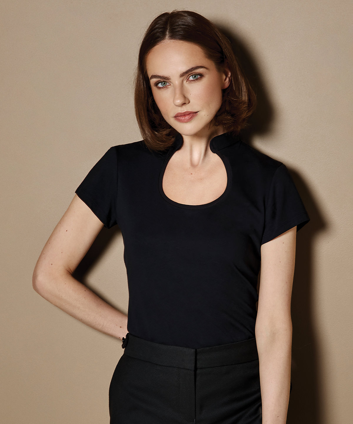 Women’s corporate top keyhole neck (regular fit)