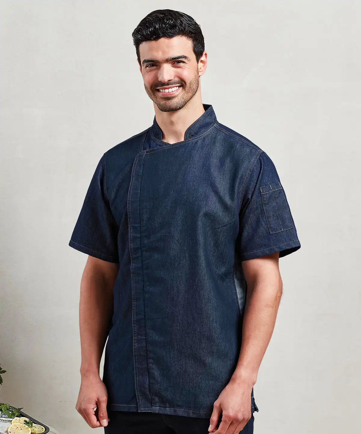 Chef’s zip-close short sleeve jacket